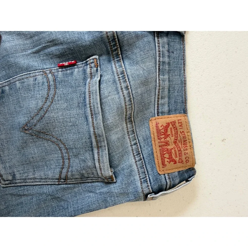 Levis levis 505